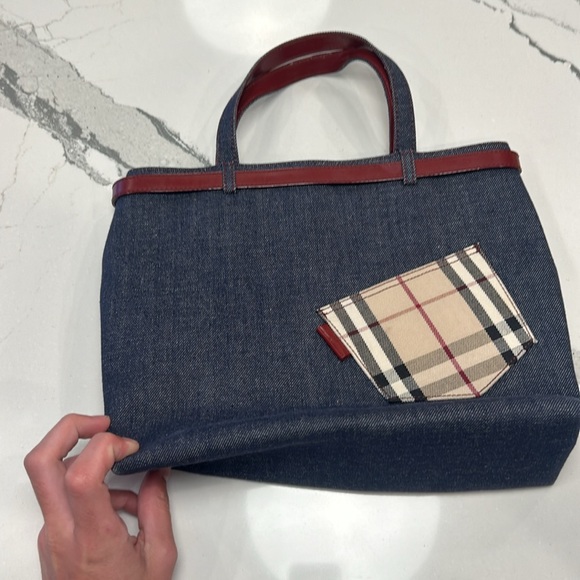 Burberry blue denim with patch pocket tote - Picture 2 of 7